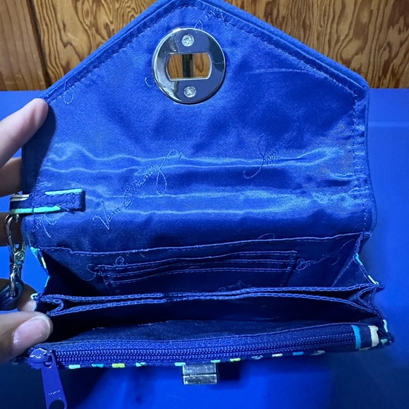 VERA BRADLEY Blue Clasp Wallet - Picture 7 of 10